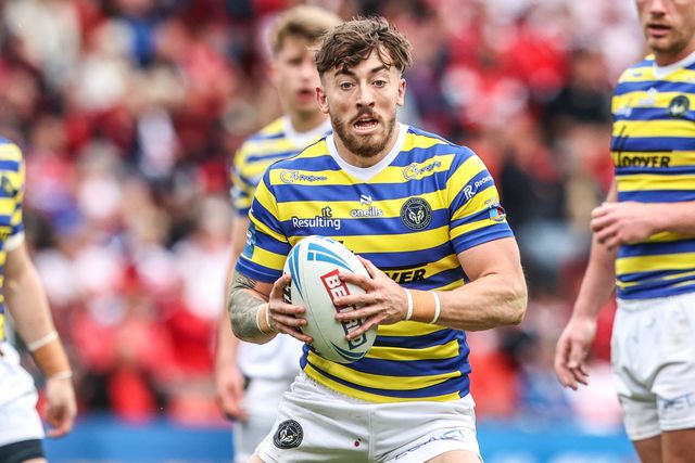 Matty Ashton of Warrington Wolves during the Betfred Challenge Cup Semi-Finals match Warrington Wolves vs Hull KR at Eco-Power Stadium, Doncaster, United Kingdom on 10 May 2026

(Photo by Alfie Cosgrove/News Images)