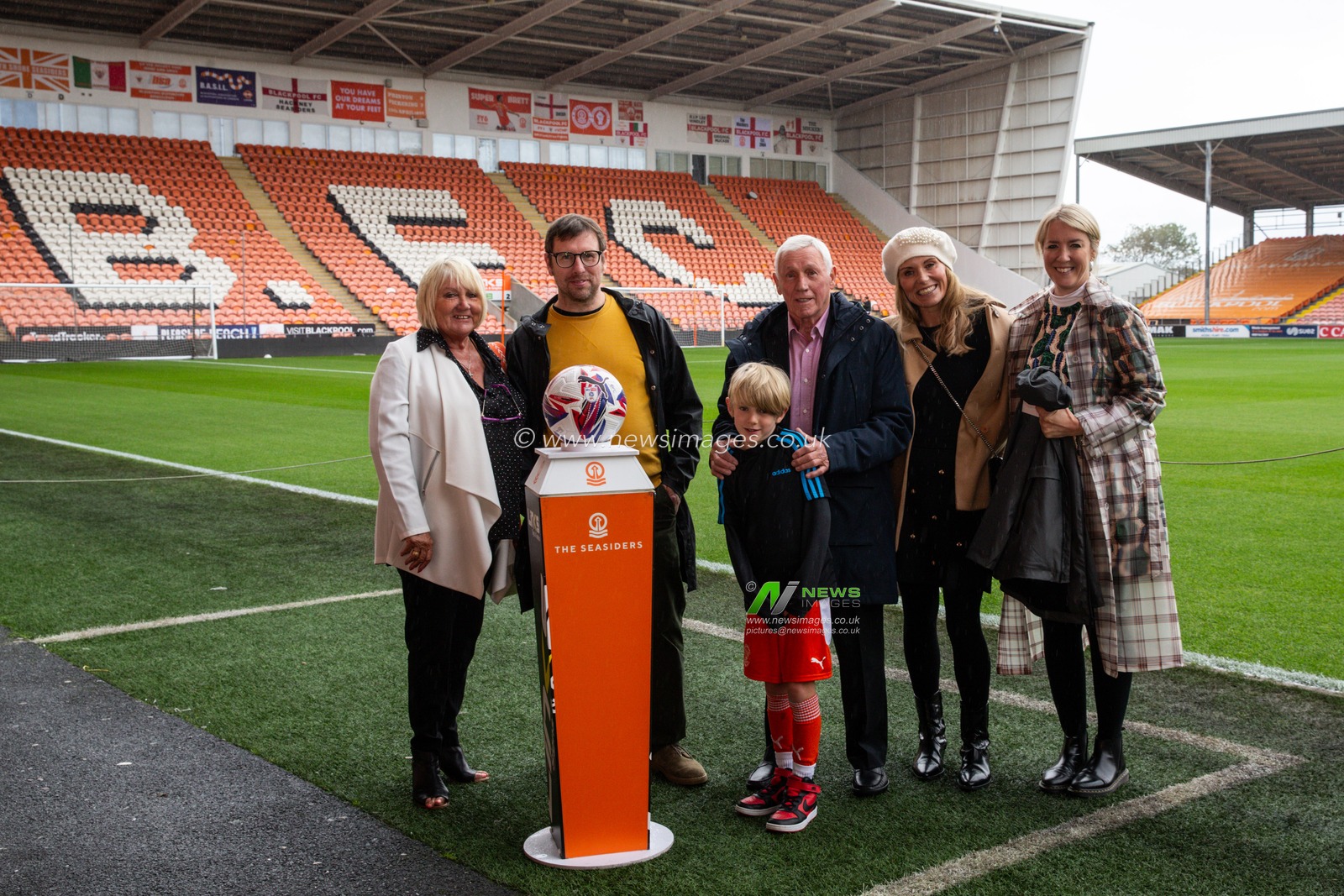 during the Sky Bet League 1 match Blackpool vs Burton Albion at Bloomfield Road, Blackpool, United Kingdom, 28th September 2024

(Photo by Gareth Evans/News Images)