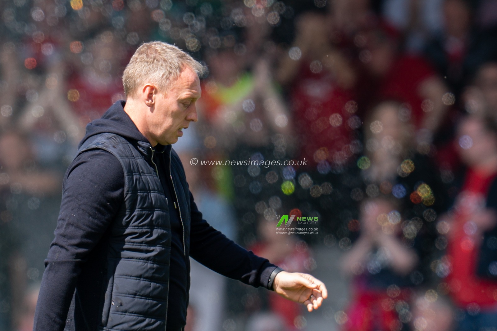 Steve Cooper manager of Nottingham Forest walks out