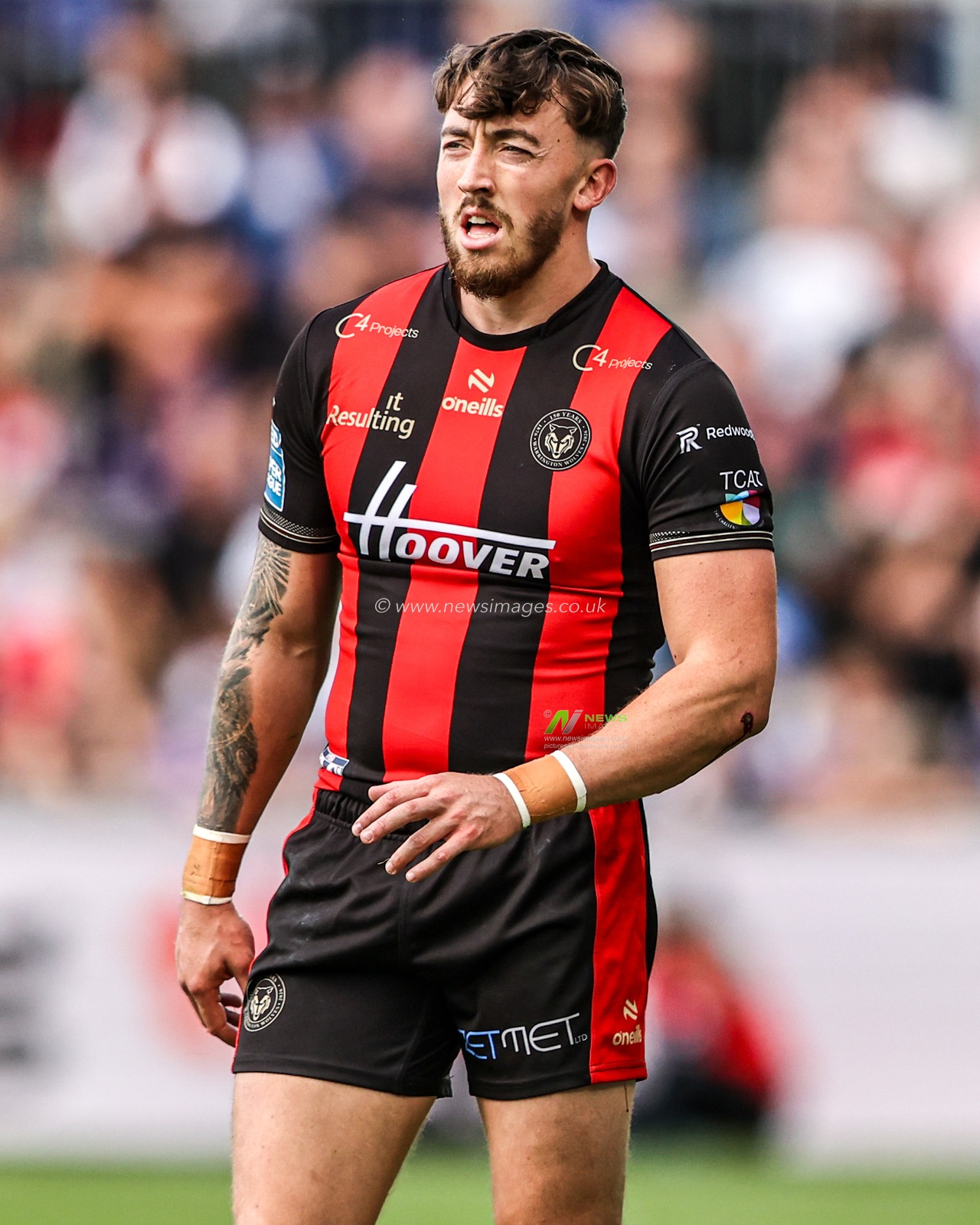 Matty Ashton of Warrington Wolves during the Betfred Super League round 26 match Wakefield Trinity vs Warrington Wolves at DIY Kitchens Stadium, Wakefield, United Kingdom on 05 September 2026

(Photo by Alfie Cosgrove/News Images)
