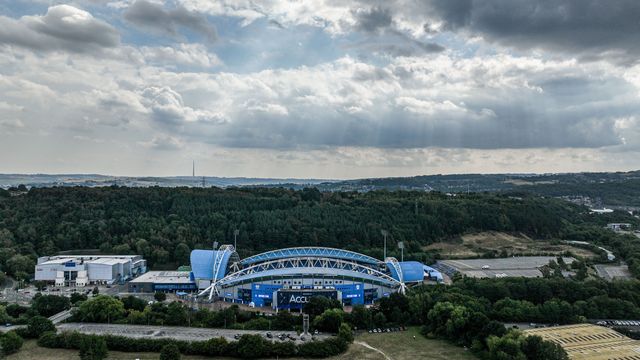 An aerial view of Accu Stadium ahead of the Betfred Super League Round 23 match Huddersfield Giants vs Warrington Wolves at Accu Stadium, Huddersfield, United Kingdom, 24th August 2025

(Photo by Alfie Cosgrove/News Images)
