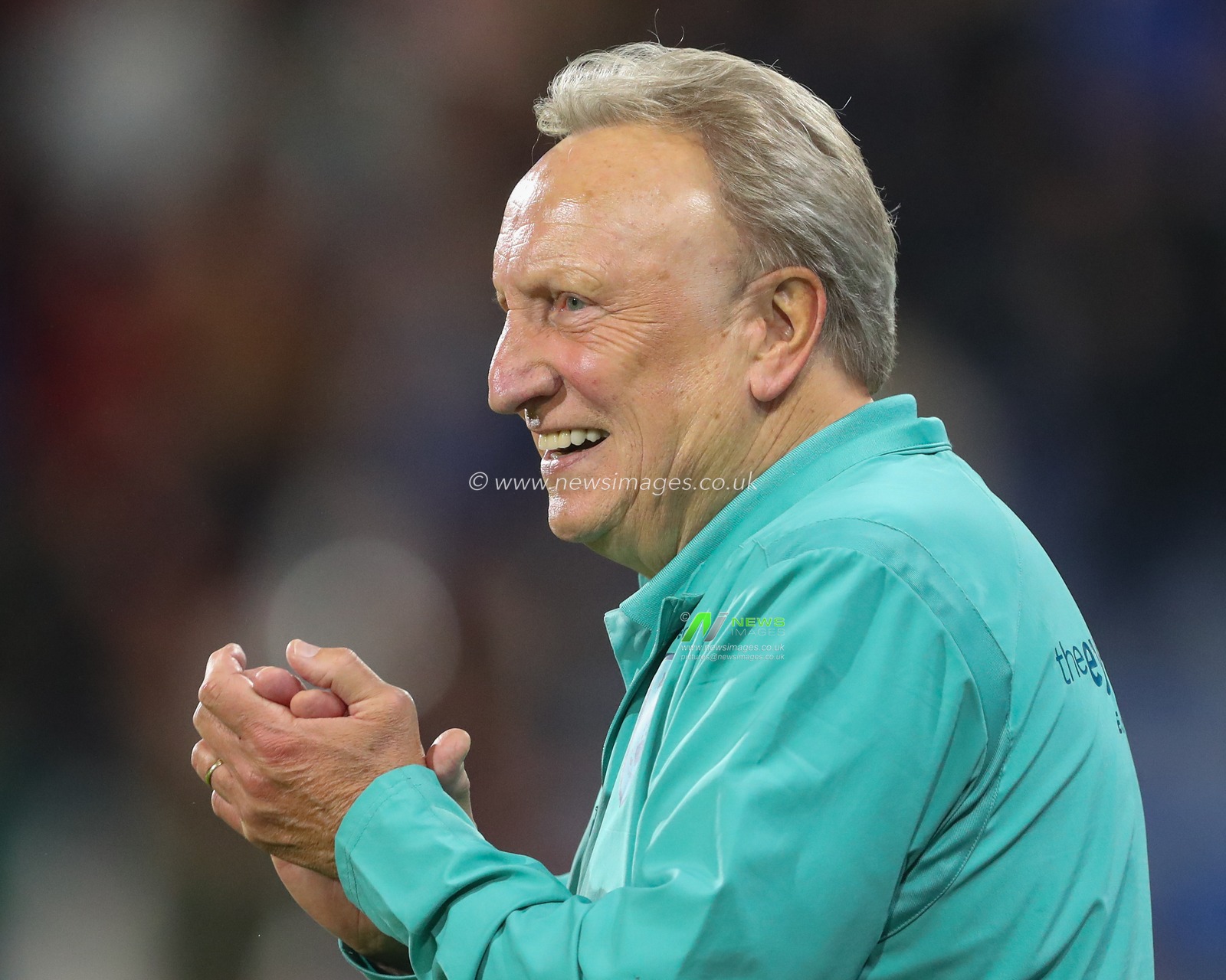 Neil Warnock manager of Huddersfield Town applauds the home fans after the Sky Bet Championship match Huddersfield Town vs Stoke City at John Smith's Stadium, Huddersfield, United Kingdom, 20th September 2023

(Photo by Gareth Evans/News Images)