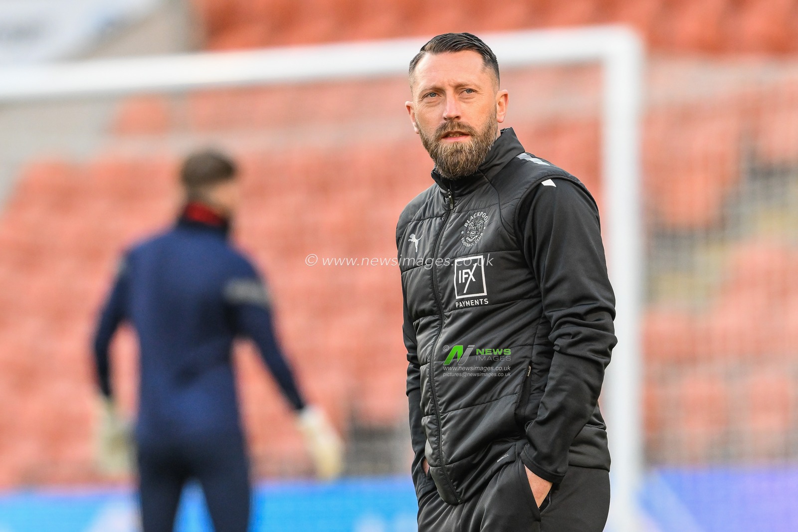 Steven Dobbie Manager of Blackpool during the pre-game warmup ahead of the Sky Bet Championship match Blackpool vs West Bromwich Albion at Bloomfield Road, Blackpool, United Kingdom, 18th April 2023

(Photo by Craig Thomas/News Images)