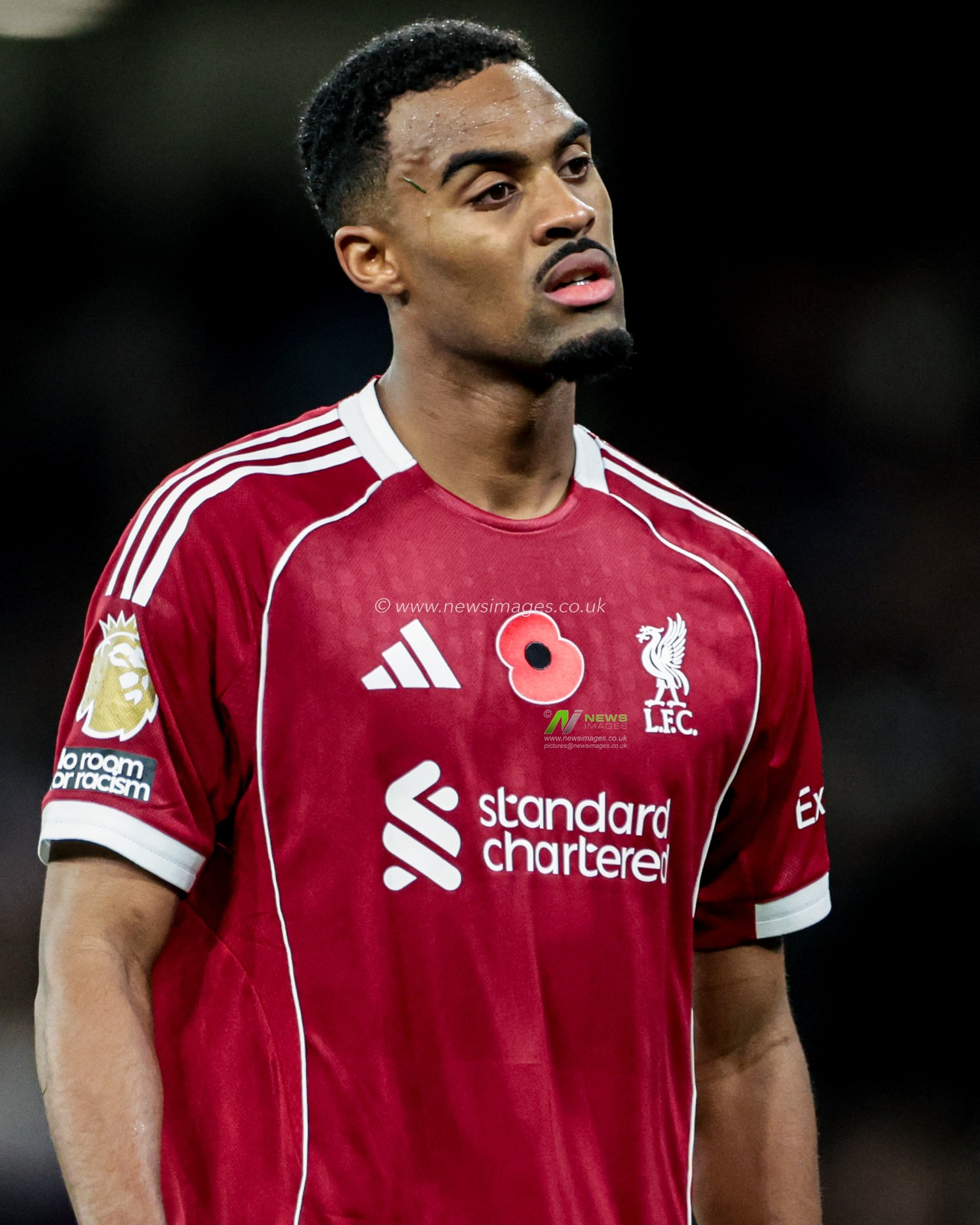 Ryan Gravenberch of Liverpool during the Premier League match Manchester City vs Liverpool at Etihad Stadium, Manchester, United Kingdom, 9th November 2025

(Photo by Mark Cosgrove/News Images)

*** GER AUT SUI OUT ***