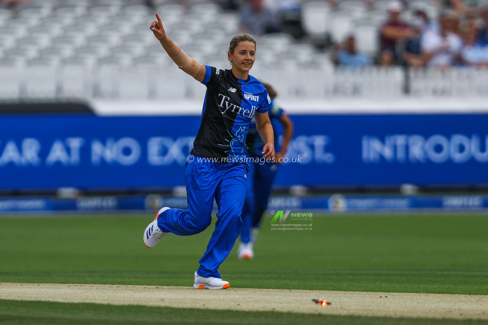 Eva Gray of London Spirit celebrates after the dismissal of Lauren Winfield-Hill of Oval Invincibles during the The Hundred match London Spirit Women vs Oval Invincibles Women at Lords, London, United Kingdom, 4th August 2024

(Photo by Izzy Poles/News Images)