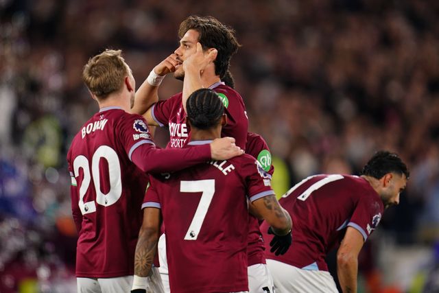 Konstantinos Mavropanos of West Ham United celebrates goal during the Premier League match West Ham United vs Wolverhampton Wanderers at London Stadium, London, United Kingdom on 10 April 2026

(Photo by Harvey Murphy/News Images)