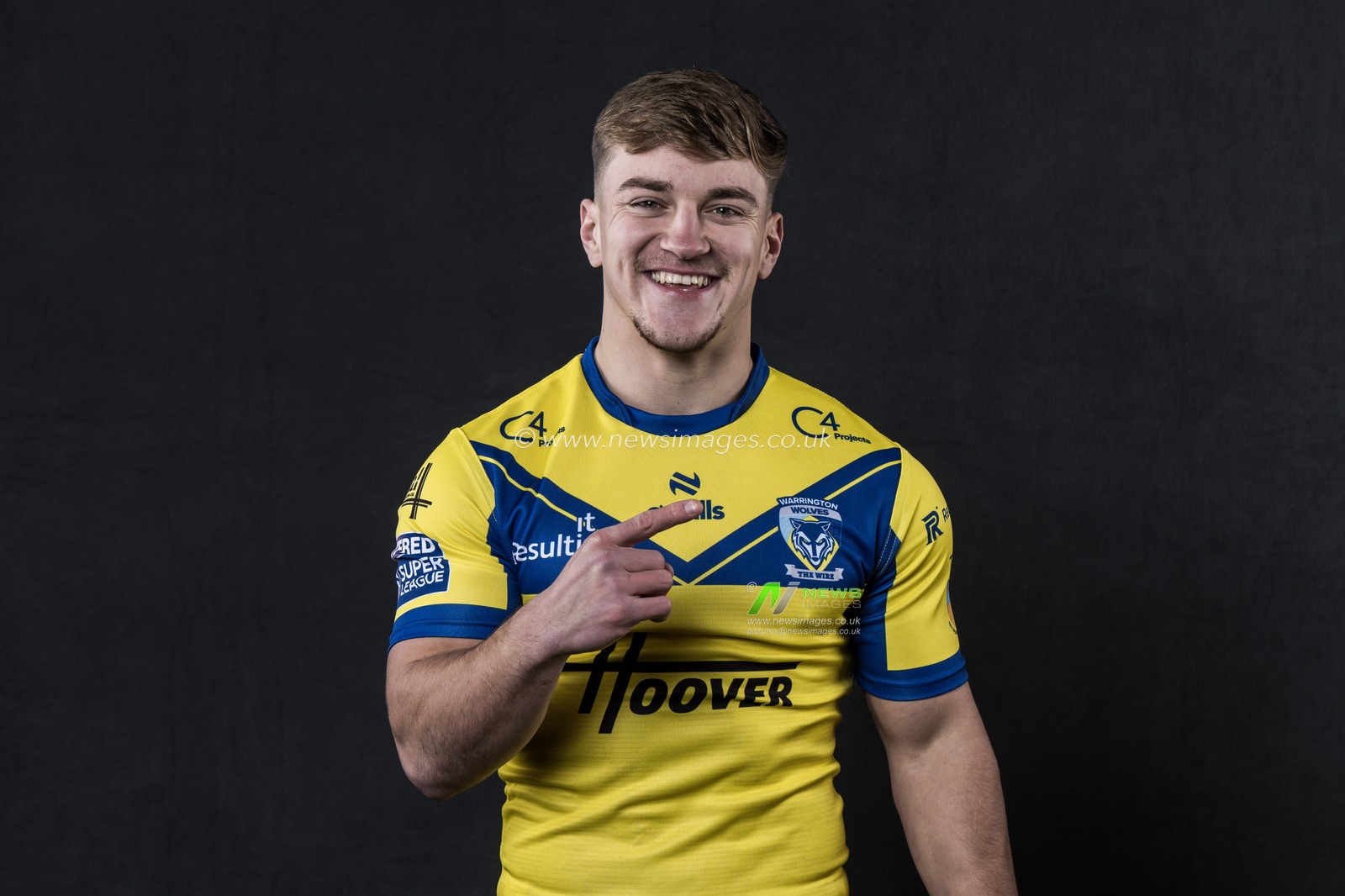 Leon Hayes in the Home kit during the Warrington Wolves Team media day at Warrington wolves training centre, Warrington, United Kingdom, 16th January 2025

(Photo by Craig Thomas/News Images)