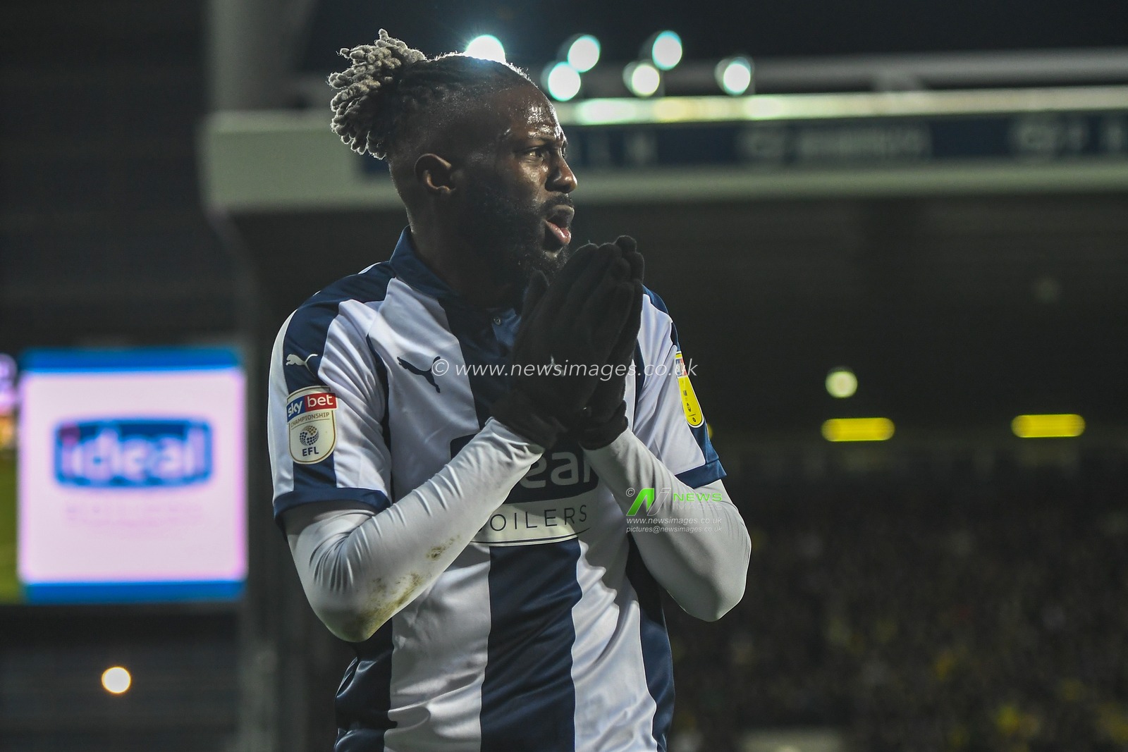 12th January, The Hawthorns, West Bromwich, England; Sky Bet Championship, West Bromwich Albion vs Norwich City ; Bakary Sako (6) of West Bromwich Albion's shot was close.


Credit: Gareth Dalley/News Images

English Football League images are subject to DataCo Licence
