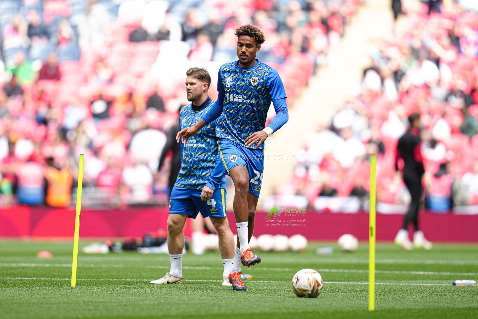 Aron Sasu of AFC Wimbledon ahead of the Sky Bet League 2 Playoff Final match AFC Wimbledon vs Walsall at Wembley Stadium, London, United Kingdom, 26th May 2025

(Photo by Harvey Murphy/News Images)