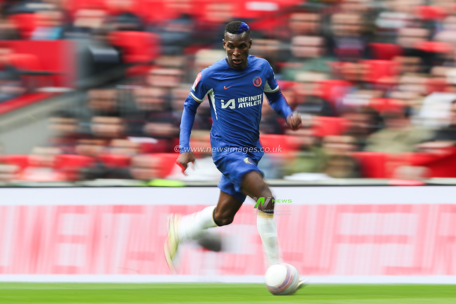 Nicolas Jackson of Chelsea breaks with the ball during the Emirates FA Cup Semi-Final match Manchester City vs Chelsea at Wembley Stadium, London, United Kingdom, 20th April 2024

(Photo by Gareth Evans/News Images)