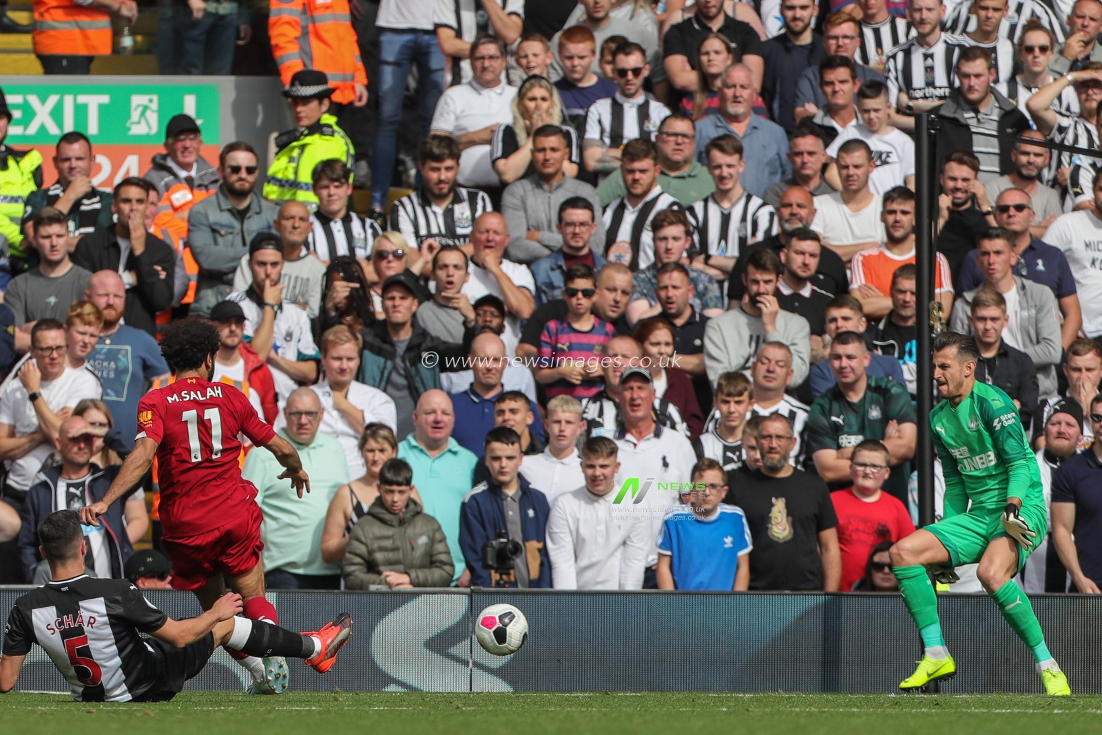 14th September 2019 , Anfield, Liverpool, England; Premier League Football, Liverpool vs Newcastle United ; Mohamed Salah (11) of Liverpool  scores to make it 3-1


Credit: Mark Cosgrove/News Images 


Premier League/EFL Football images are subject to DataCo Licence