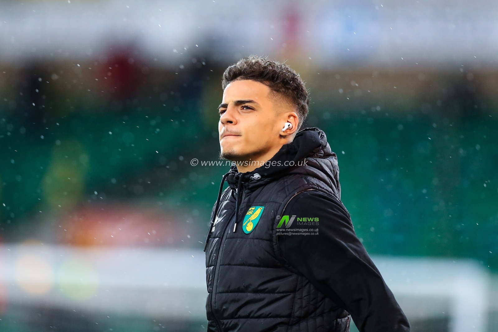 15th February 2020, Carrow Road, Norwich, England; Premier League, Norwich City v Liverpool : Max Aarons (02) of Norwich City gets used to the weather conditions ahead of kick-off