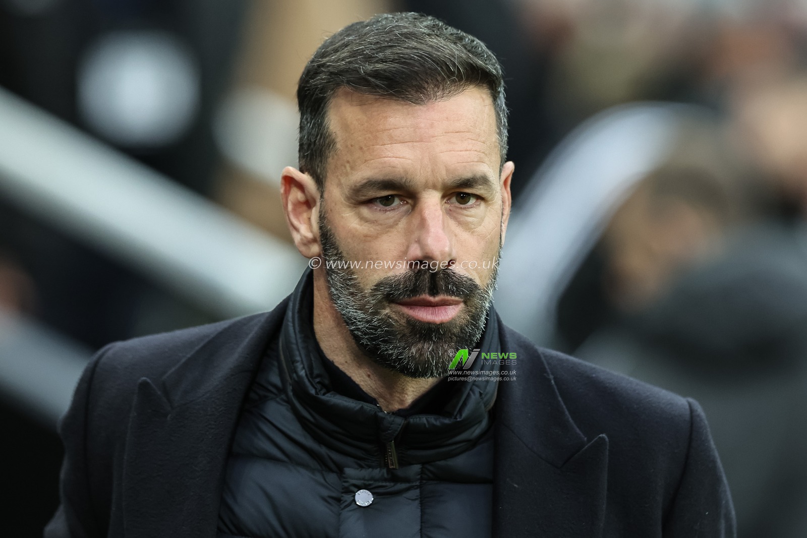 Ruud van Nistelrooy manager of Leicester City during the Premier League match Newcastle United vs Leicester City at St. James's Park, Newcastle, United Kingdom, 14th December 2024

(Photo by Mark Cosgrove/News Images)