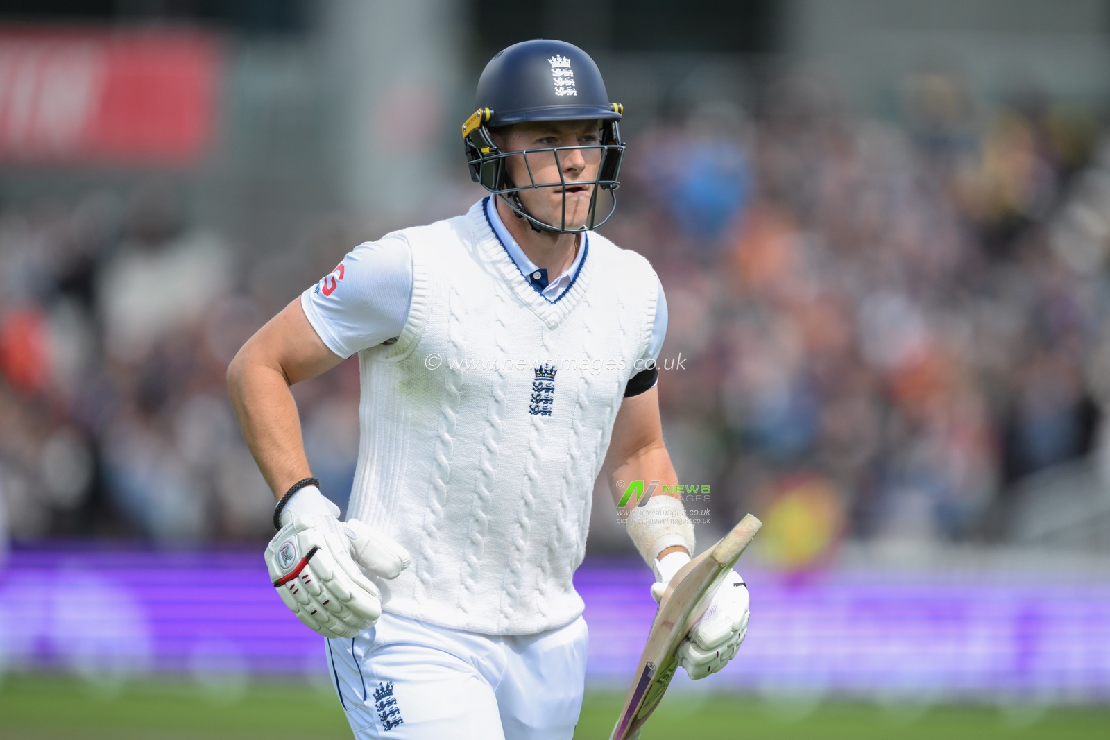 Matthew Potts of England leaves pitch after being caught out during the England Men v Sri Lanka 1st Rothesay Test Match Day 3 at Old Trafford, Manchester, United Kingdom, 23rd August 2024

(Photo by Craig Thomas/News Images)