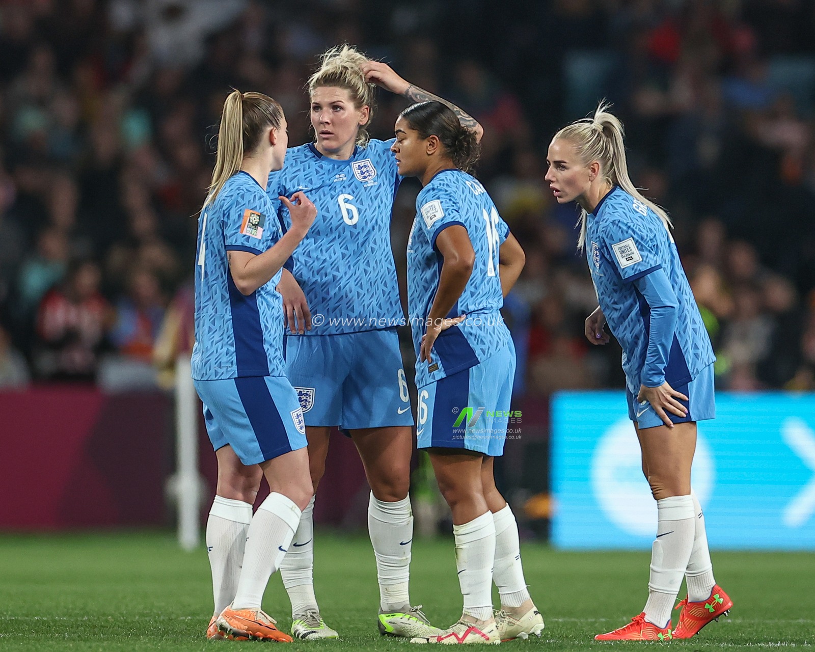 England team having a chat during the FIFA Women's World Cup 2023 Final match Spain Women vs England Women at Stadium Australia, Sydney, Australia, 20th August 2023

(Photo by Patrick Hoelscher/News Images)