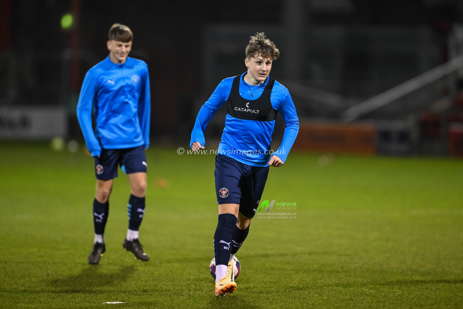 during the FA Youth Cup U18â€™s match Crewe Alexandra vs Blackpool at The Mornflake Stadium, Crewe, United Kingdom, 27th November 2024

(Photo by Craig Thomas/News Images)