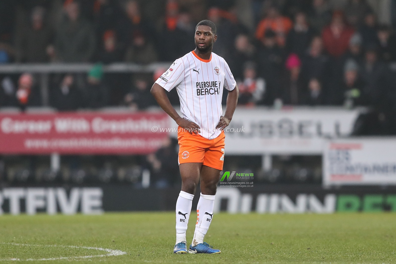 Odel Offiah of Blackpool during the Sky Bet League 1 match Burton Albion vs Blackpool at Pirelli Stadium, Burton upon Trent, United Kingdom, 8th February 2025

(Photo by Gareth Evans/News Images)