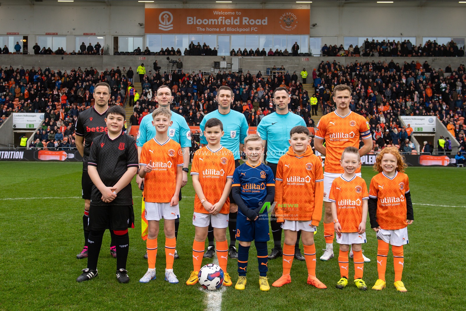 Mascots with captains and match officials ahead of the Sky Bet Championship match Blackpool vs Stoke City at Bloomfield Road, Blackpool, United Kingdom, 18th February 2023

(Photo by Craig Thomas/News Images)