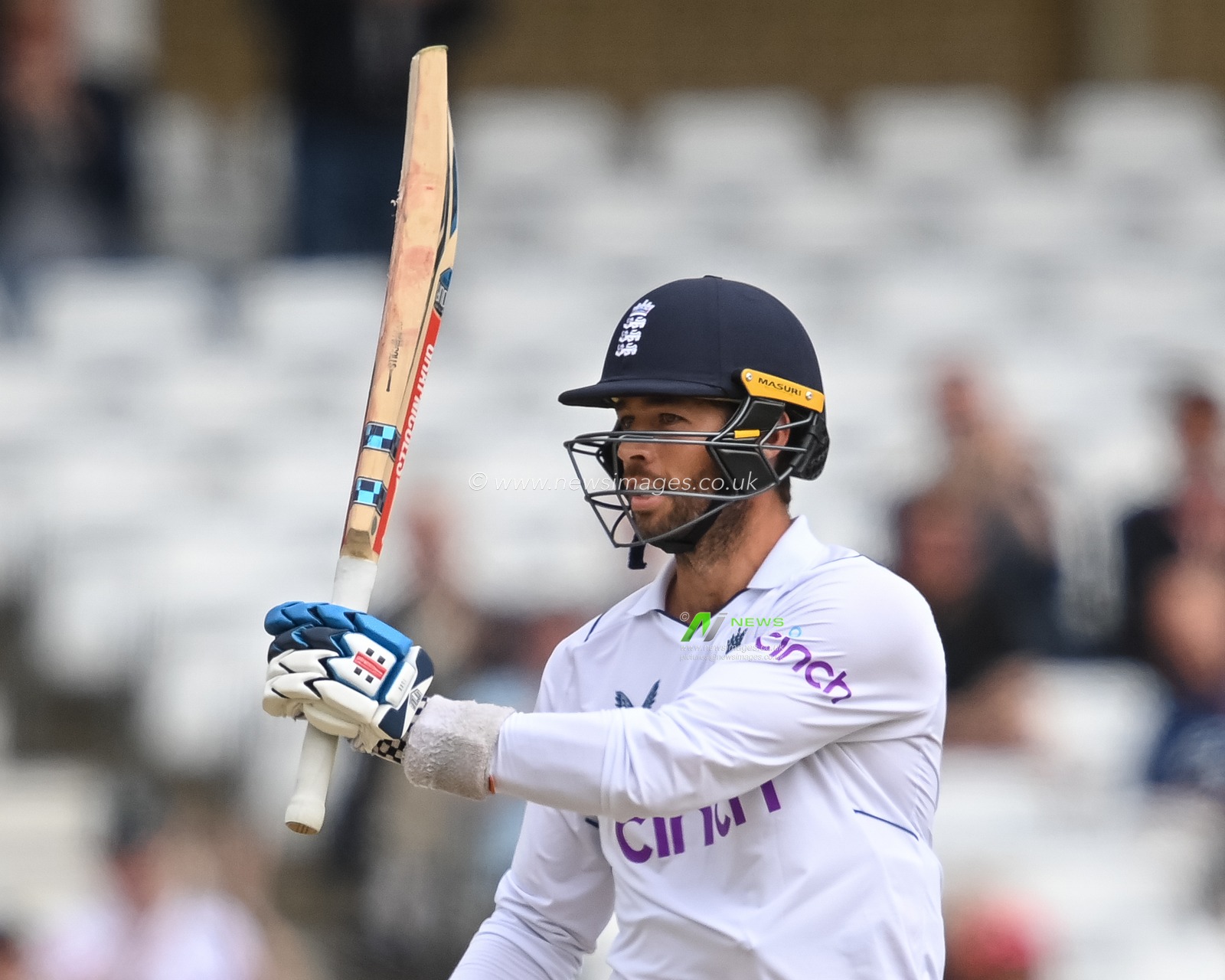 Ben Foakes of England celebrates a half century (50 runs)