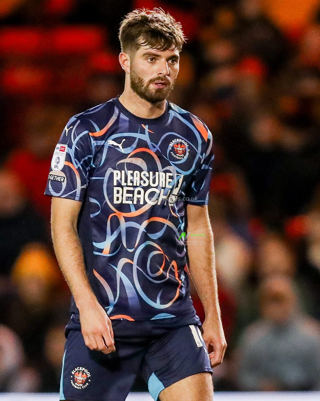 Tom Bloxhan of Blackpool looks on during the Sky Bet League 1 match Lincoln City vs Blackpool at Gelder Group Sincil Bank Stadium, Lincoln, United Kingdom, 28th January 2025

(Photo by Izzy Poles/News Images)