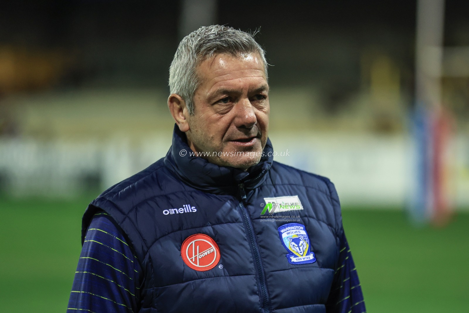 Daryl Powell Head Coach of Warrington Wolves arrives during the Betfred Super League Round 6 match Castleford Tigers vs Warrington Wolves at The Mend-A-Hose Jungle, Castleford, United Kingdom, 24th March 2023

(Photo by Mark Cosgrove/News Images)
