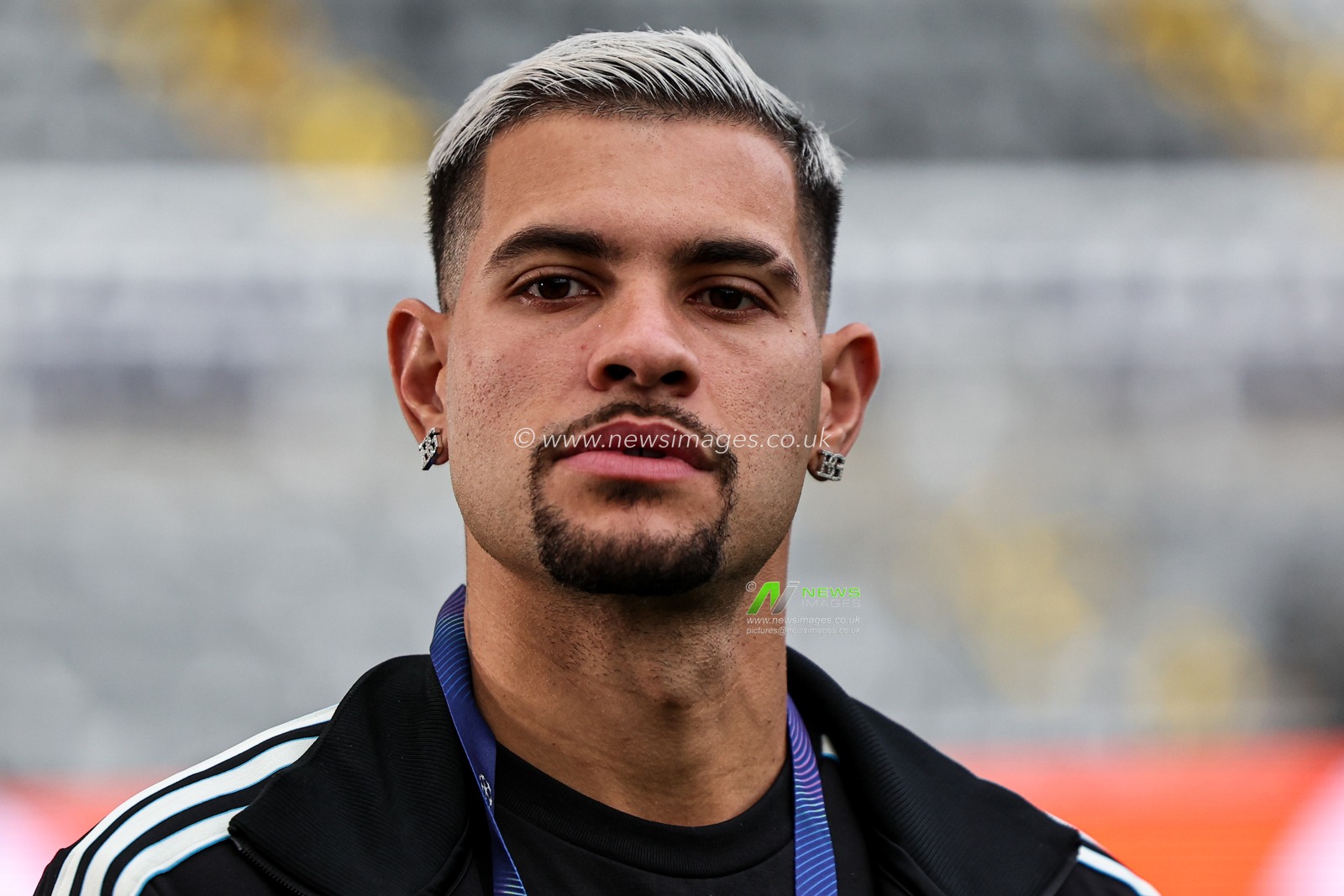 Bruno Guimaraes of Newcastle Untied arrives at stadium ahead of the UEFA Champions League 2025/26 Phase MD1 Newcastle United vs Barcelona at St James's Park, Newcastle, United Kingdom, 18th September 2025

(Photo by Mark Cosgrove/News Images)
