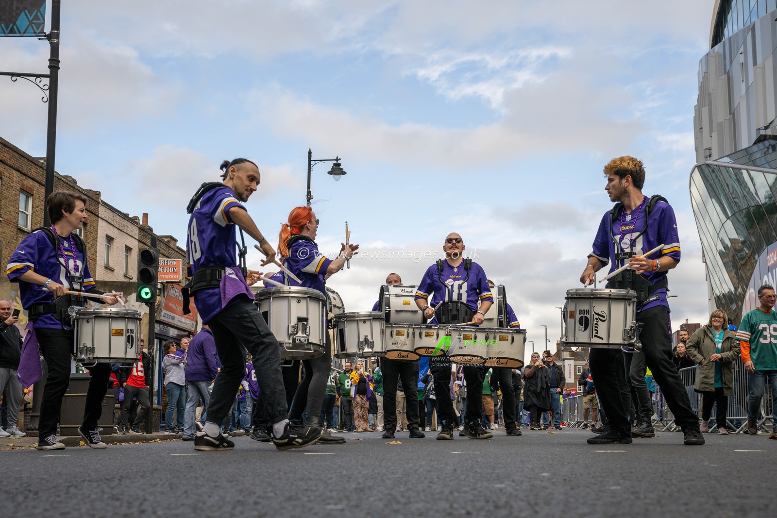 A Band entertains the fans as they arrive ahead of the Week 5 match New York Jets vs Minnesota Vikings at Tottenham Hotspur Stadium, London, United Kingdom, 6th October 2024

(Photo by Craig Thomas/News Images)