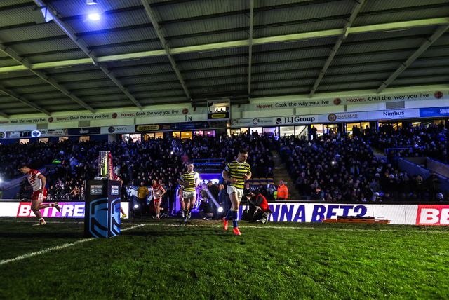 George Williams of Warrington Wolves leas his team out for  the first game of the season during the Betfred Super League Round 1 match Warrington Wolves vs St Helens at The Halliwell Jones Stadium, Warrington, United Kingdom on 13 February 2026

(Photo by Alfie Cosgrove/News Images)