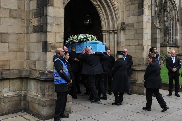 Richard John Hatton MBE’s coffin is carried into the Cathedral during Ricky Hatton' Funeral at Manchester Cathedral, Manchester, United Kingdom, 10th October 2025

(Photo by Mark Cosgrove/News Images)
