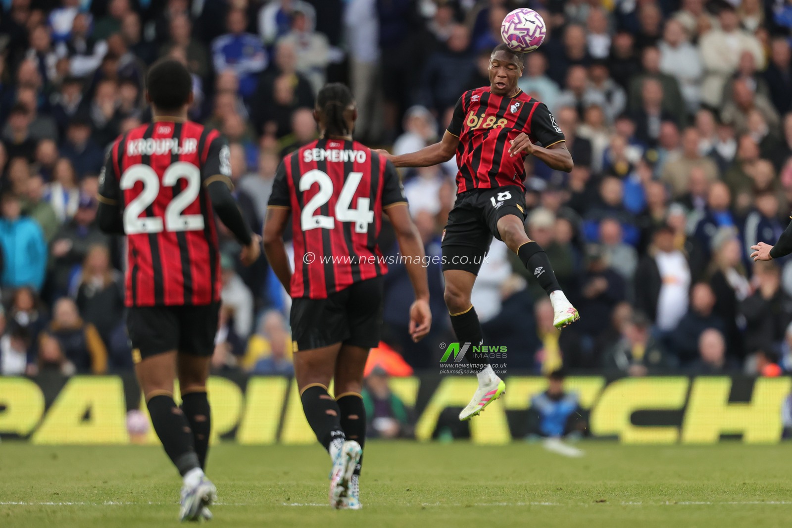 Bafode Diakite of Bournemouth jumps up to win the high ball during the Premier League match Leeds United vs Bournemouth at Elland Road, Leeds, United Kingdom, 27th September 2025

(Photo by Richard Bierton/News Images)