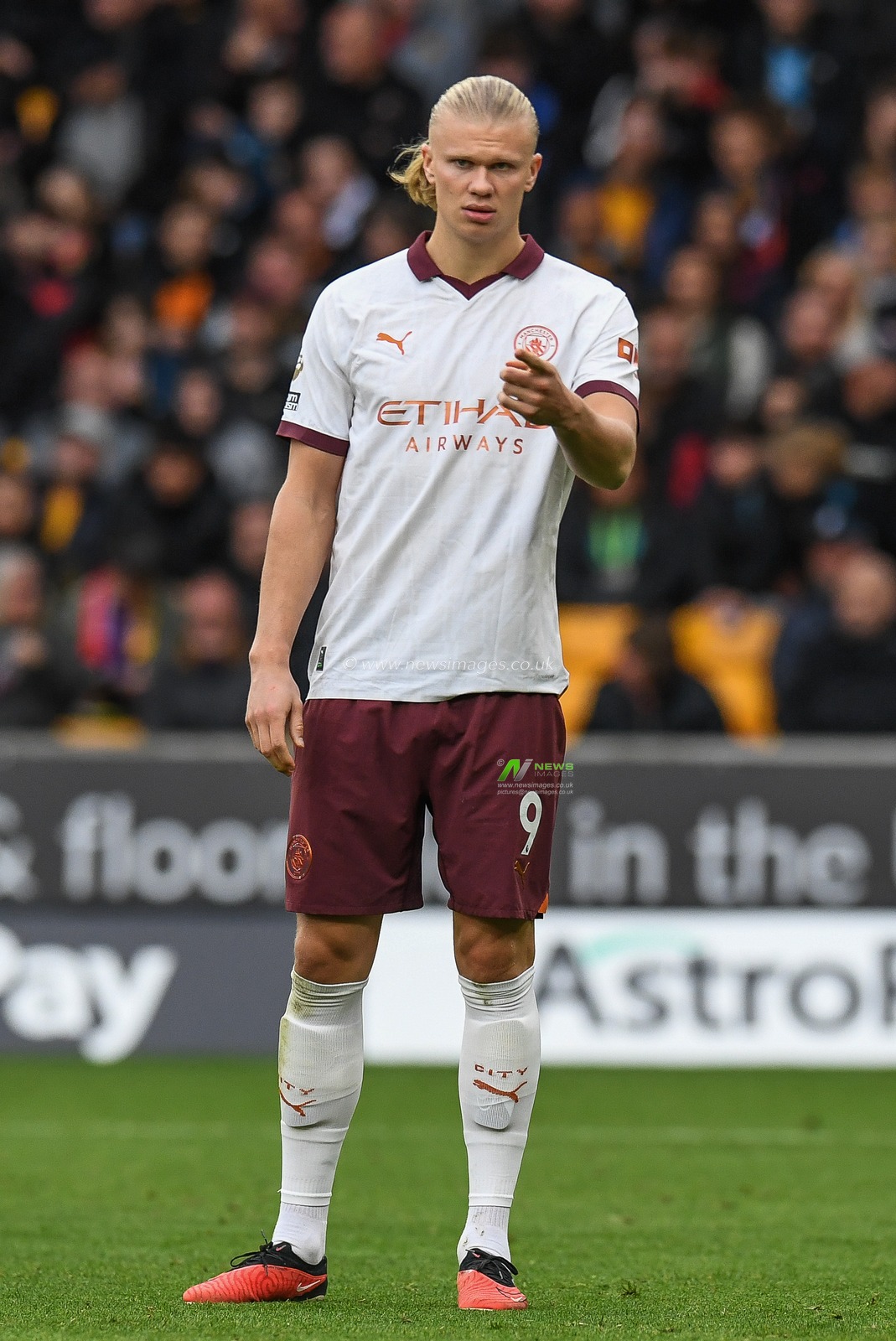Erling Haaland #9 of Manchester City during the Premier League match Wolverhampton Wanderers vs Manchester City at Molineux, Wolverhampton, United Kingdom, 30th September 2023

(Photo by Mike Jones/News Images)
