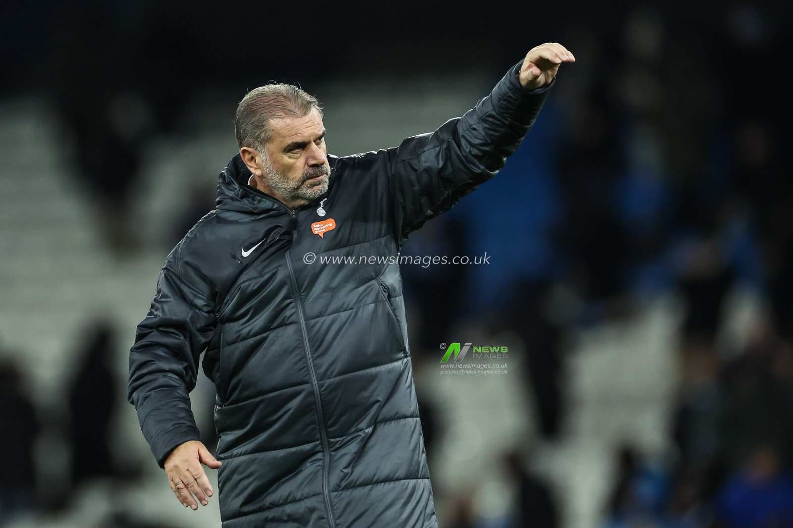 Ange Postecoglou manager of Tottenham Hotspur salutes the fans at the end of the Premier League match Manchester City vs Tottenham Hotspur at Etihad Stadium, Manchester, United Kingdom, 23rd November 2024

(Photo by Mark Cosgrove/News Images)
