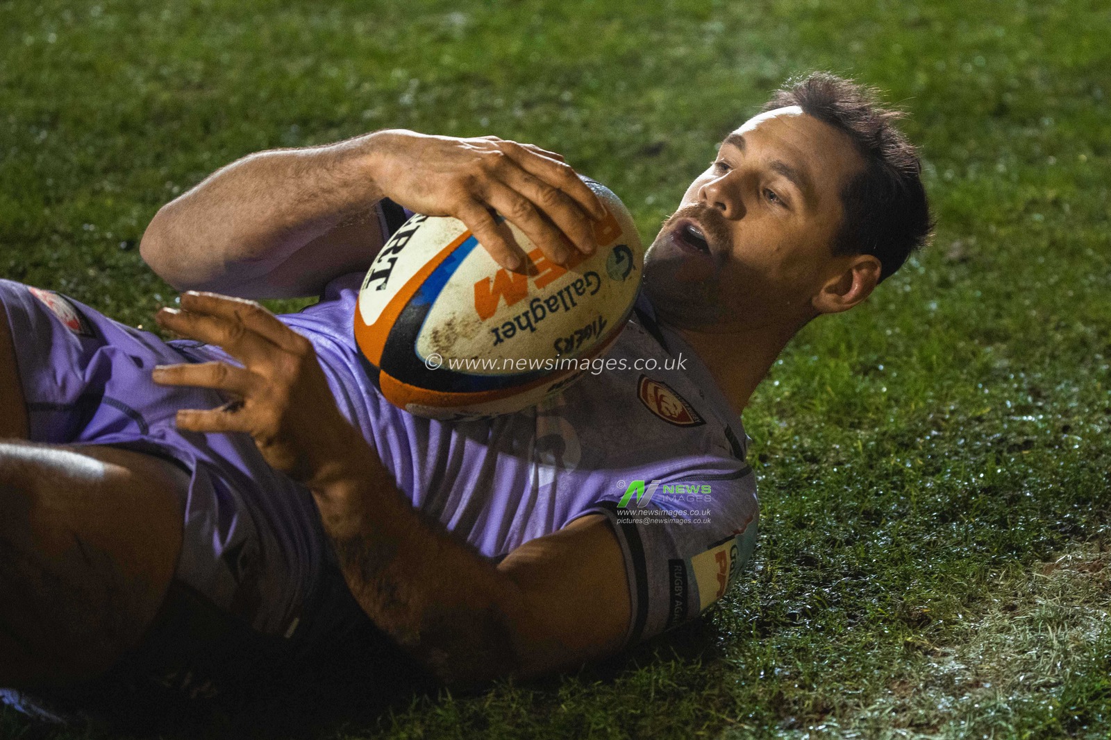 during the Gallagher Premiership match Leicester Tigers vs Gloucester Rugby at Mattioli Woods Welford Road Stadium, Leicester, United Kingdom, 19th December 2025

(Photo by Craig Evans/News Images)

*** GER AUT SUI OUT ***