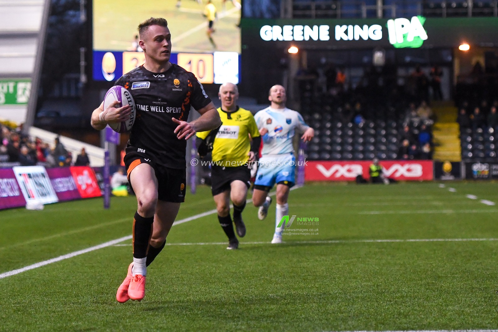 11th January 2020, Sixways Stadium, Worcester, England; European Challenge Cup, Worcester Warriors v Yenisey-STM Krasnoyarsk : Jamie Shillcock (10) of Worcester Warriors goes over for another Worcester try

Credit: Gareth Dalley/News Images