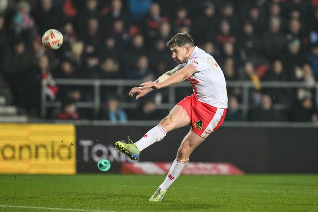 Mark Percival of St. Helens converts his sides try during the Betfred Super League Round 1 match St Helens vs Salford Red Devils at Totally Wicked Stadium, St Helens, United Kingdom, 15th February 2025

(Photo by Craig Thomas/News Images)