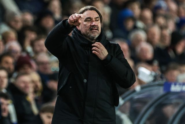 Daniel Farke manager of Leeds United gives his team instructions during the Premier League match Leeds United vs Sunderland at Elland Road, Leeds, United Kingdom on 03 March 2026

(Photo by Mark Cosgrove/News Images)