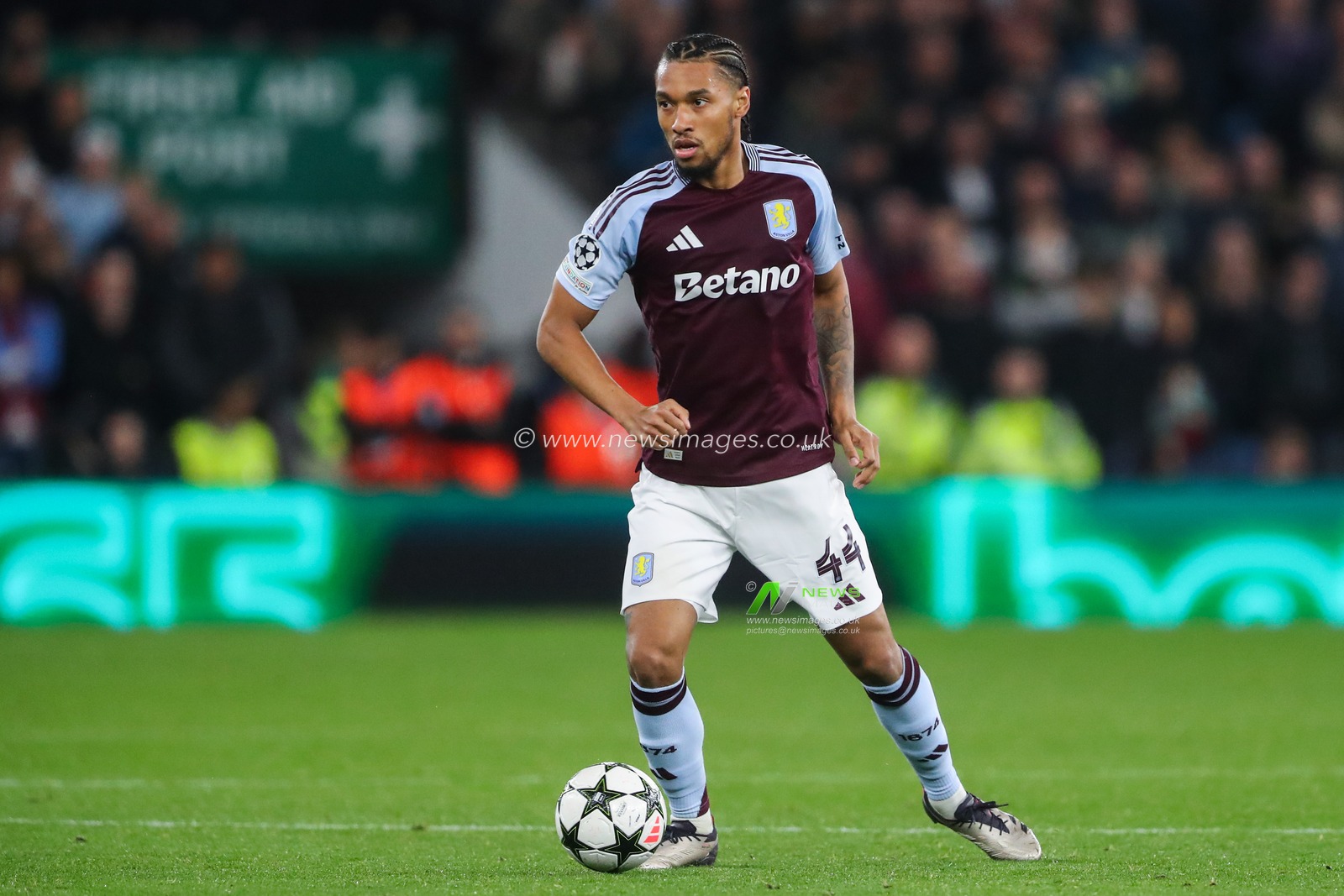 Boubacar Kamara of Aston Villa in action during the UEFA Champions League, League Stage Aston Villa vs Bologna at Villa Park, Birmingham, United Kingdom, 22nd October 2024

(Photo by Gareth Evans/News Images)