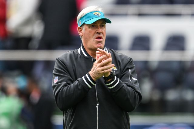 Doug Pederson Head coach of Jacksonville Jaguars during the pre game warm up during the Week 6 match Chicago Bears vs Jacksonville Jaguars at Tottenham Hotspur Stadium, London, United Kingdom, 13th October 2024

(Photo by Craig Thomas/News Images)