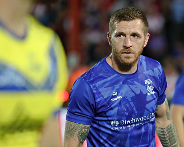 Marc Sneyd of Warrington Wolves before the Betfred Super League round 27 match Hull KR vs Warrington Wolves at Sewell Group Craven Park, Kingston upon Hull, United Kingdom, 18th September 2025

(Photo by Sam Eaden/News Images)