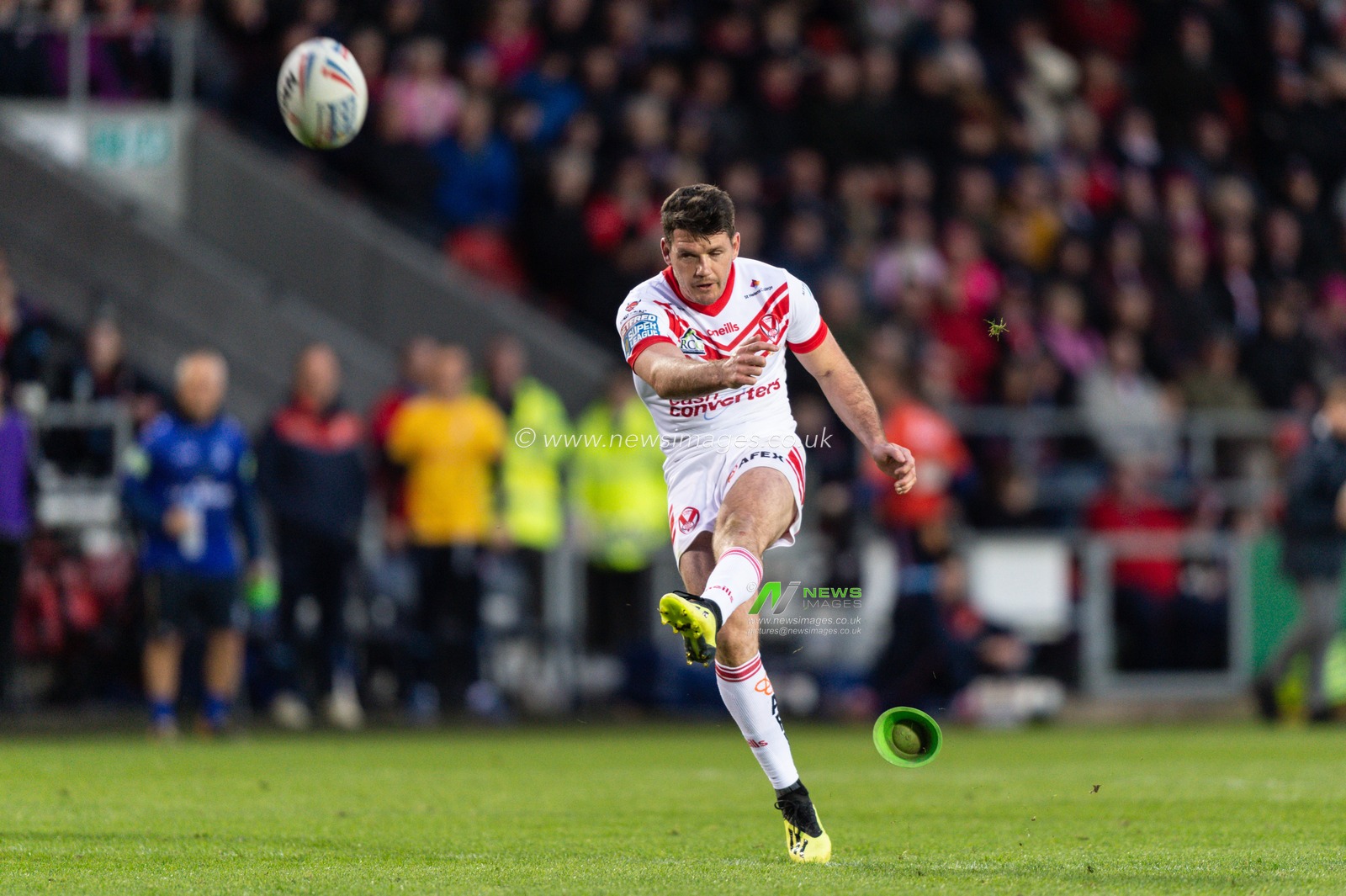 12th April 2019 , Totally Wicked Stadium, St Helens, England;  Betfred Super League, Round 10, St Helens vs Warrington Wolves,  Lachlan Coote of St Helens kicks the conversion

Credit: Richard Long/News Images