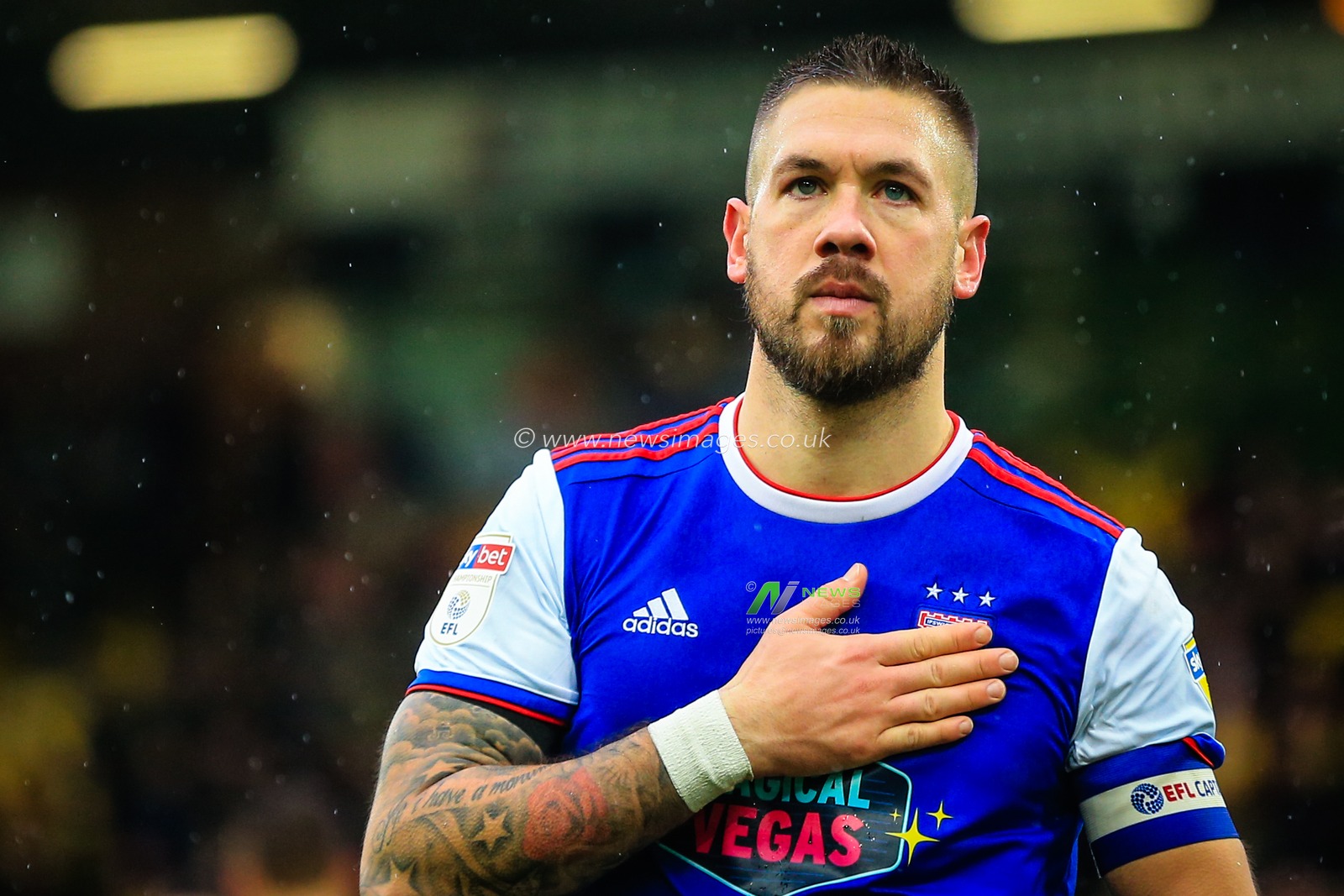 10th February 2019, Carrow Road, Norfolk, England; Sky Bet Championship, Norwich City vs Ipswich Town ;  Luke Chambers (04) of Ipswich shows his appreciation to the fans following the final whistle

Credit: Georgie Kerr/News Images

English Football League images are subject to DataCo Licence