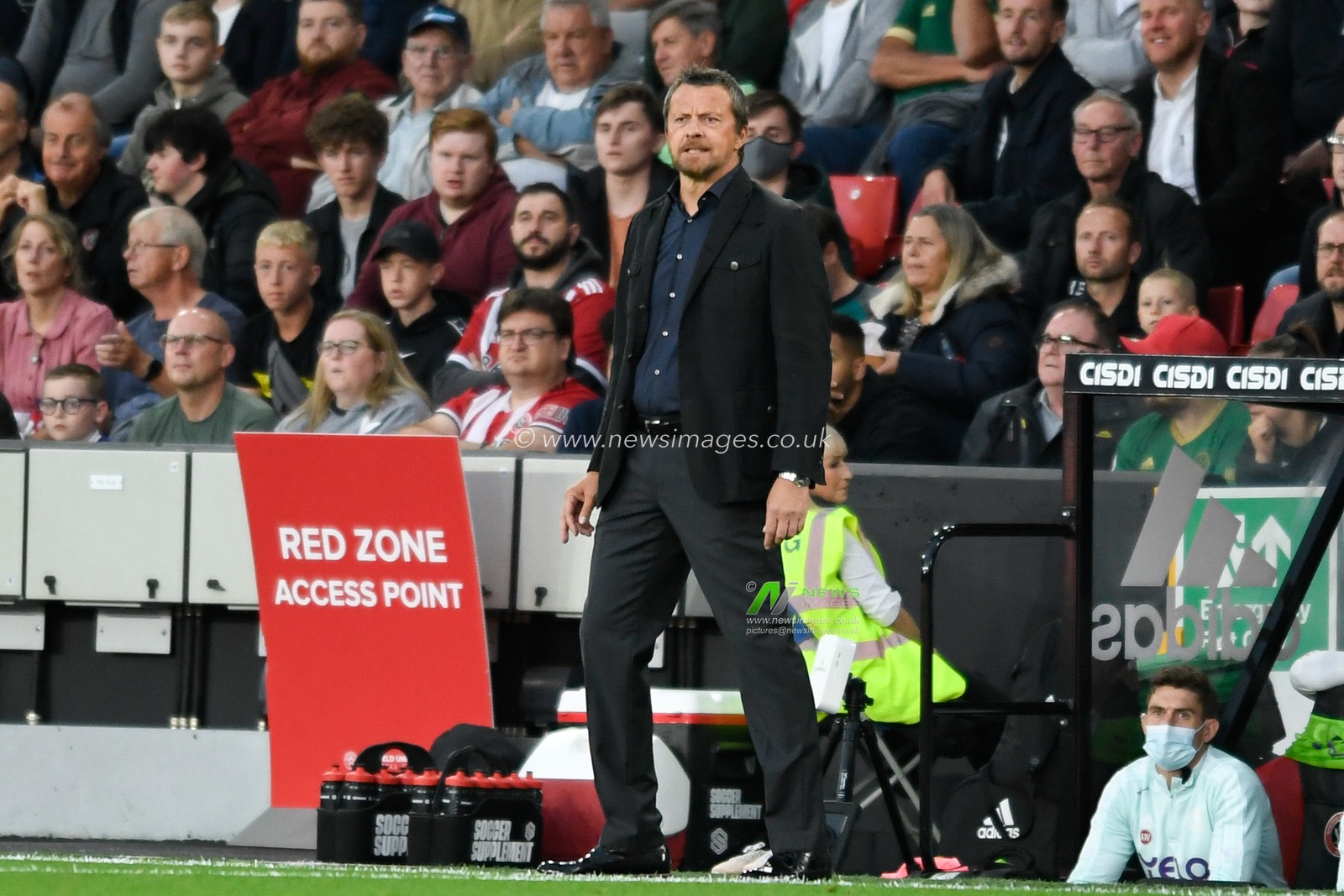 Slavisa Jokanovic manager of Sheffield United watches the game from the technical area