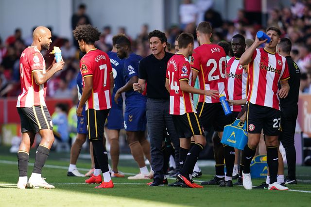 Brentford players during the Premier League match Brentford vs Sunderland at GTECH Community Stadium, London, United Kingdom on 05 September 2026

(Photo by Harvey Murphy/News Images)