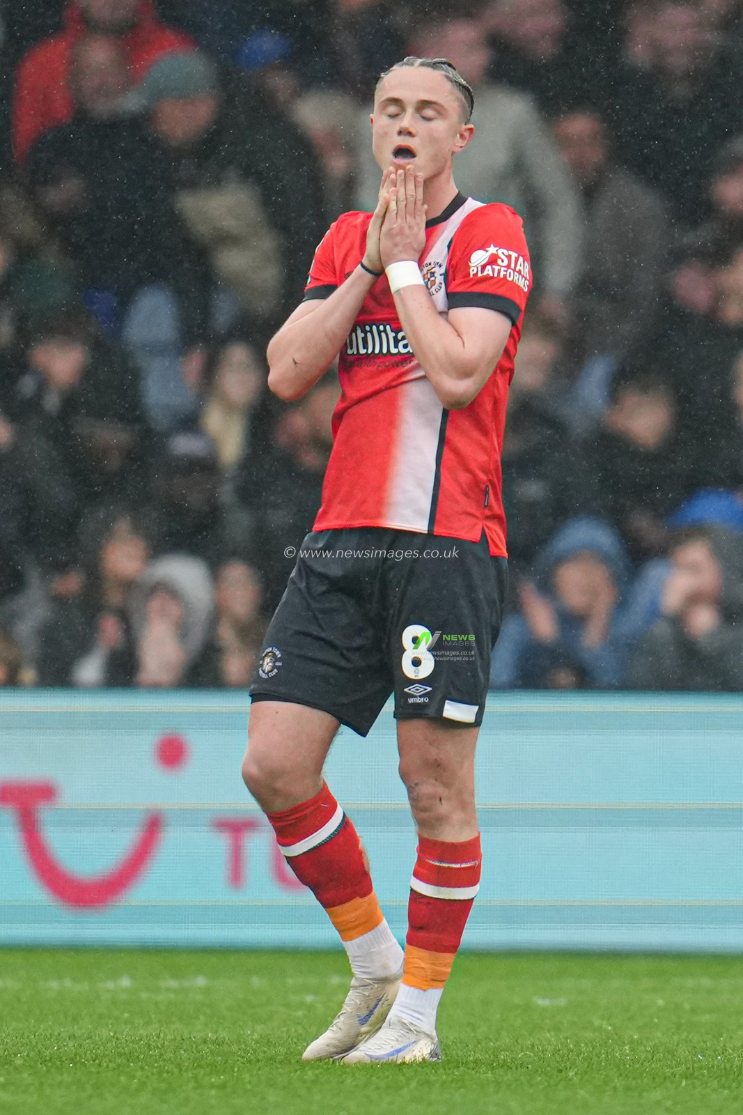 Thelo Aasgaard of Luton Town reacts to missed chance during the Sky Bet Championship match Luton Town vs Bristol City at Kenilworth Road, Luton, United Kingdom, 21st April 2025

(Photo by Harvey Murphy/News Images)