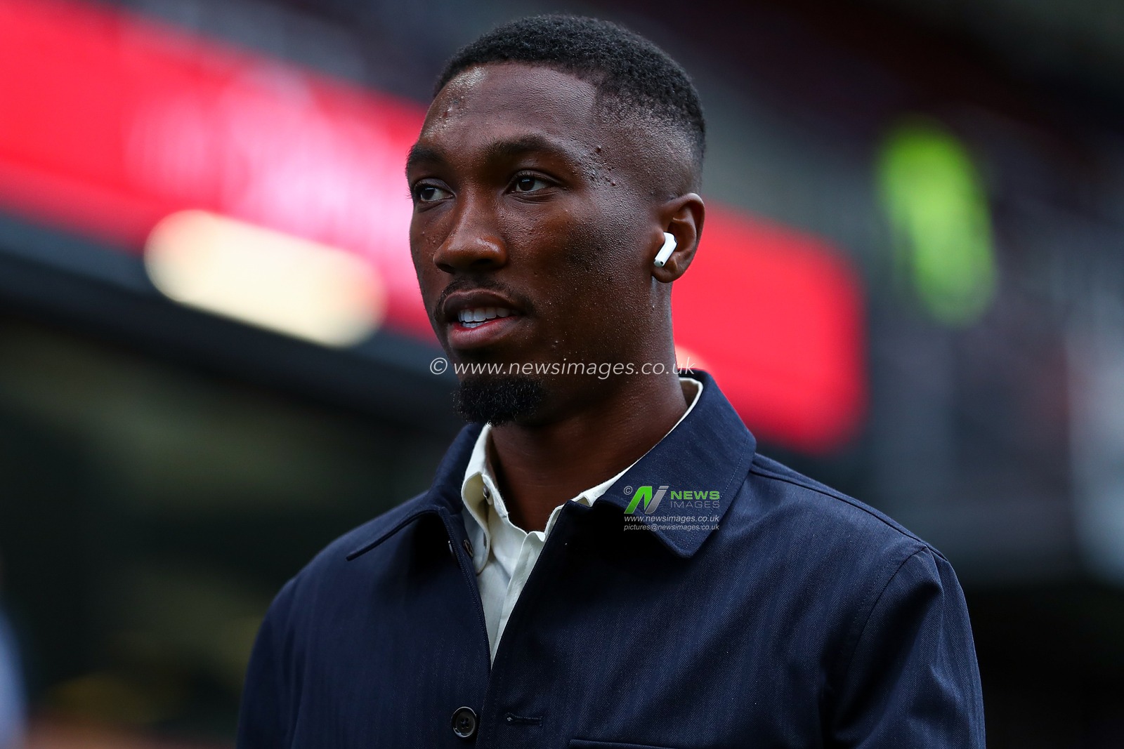 Jaidon Anthony of Burnley arrives at stadium ahead of the Premier League match Burnley vs Liverpool at Turf Moor, Burnley, United Kingdom, 14th September 2025

(Photo by Jorge Horsted/News Images)