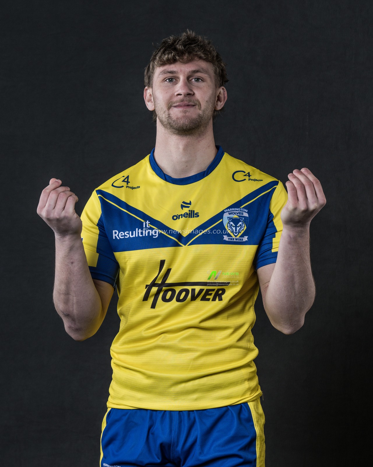 Alfie Johnson in the Home kit during the Warrington Wolves Team media day at Warrington wolves training centre, Warrington, United Kingdom, 16th January 2025

(Photo by Craig Thomas/News Images)