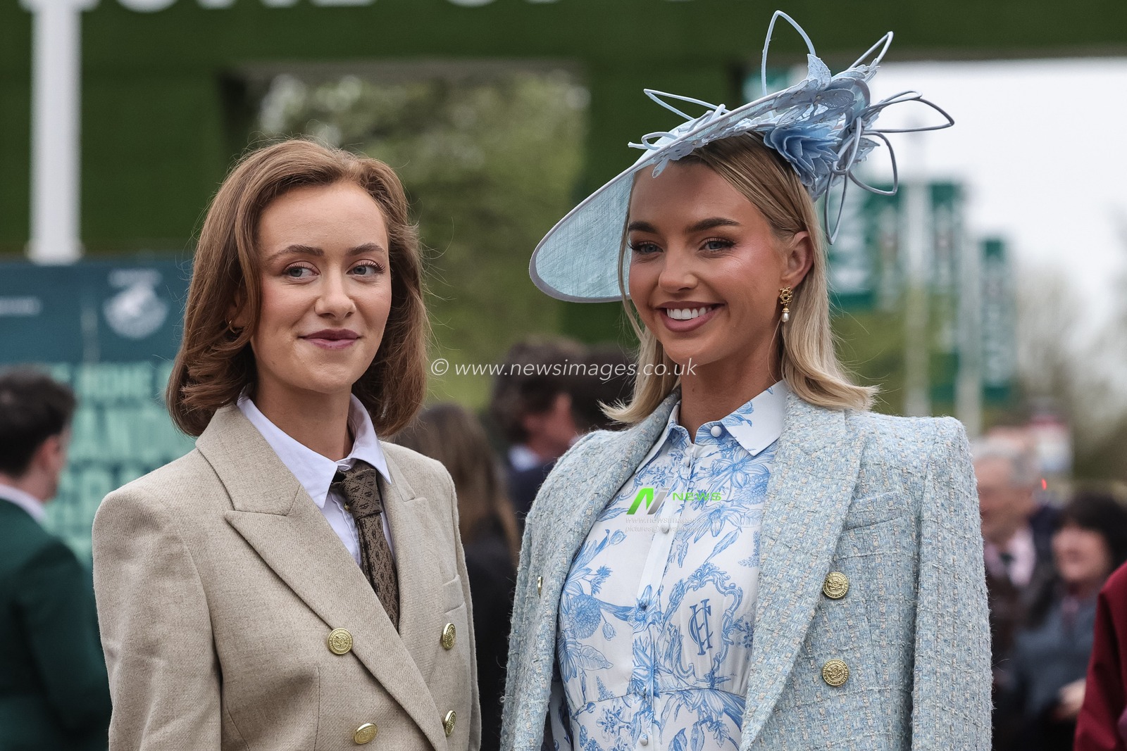 Racegoers arrive as the gates open during the 2026 Randox Grand National Opening Day at Aintree Racecourse, Aintree, United Kingdom on 09 April 2026

(Photo by Mark Cosgrove/News Images)