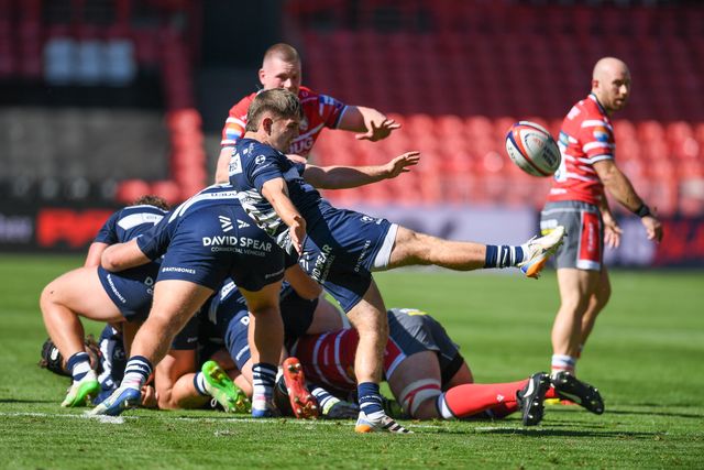 Harry Randall of Bristol Bears box kicks the ball our the back of a ruck during the Prem Rugby Cup match Bristol Bears vs Gloucester at Ashton Gate, Bristol, United Kingdom on 05 September 2026

(Photo by Alex Williamson/News Images)