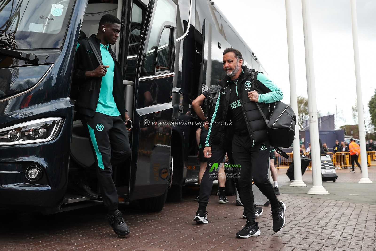 Vitor Pereira head coach of Wolverhampton Wanderers arrives ahead of the Premier League match Wolverhampton Wanderers vs Tottenham Hotspur at Molineux, Wolverhampton, United Kingdom, 13th April 2025

(Photo by Gareth Evans/News Images)