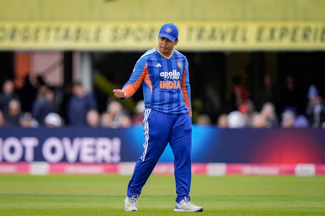 Vaibhav Sooryavanshi of India gives instruction to his teammate during the Second Vitality T20 International match England vs India at Old Trafford, Manchester, United Kingdom on 04 July 2026

(Photo by Maynard Manyowa/News Images)